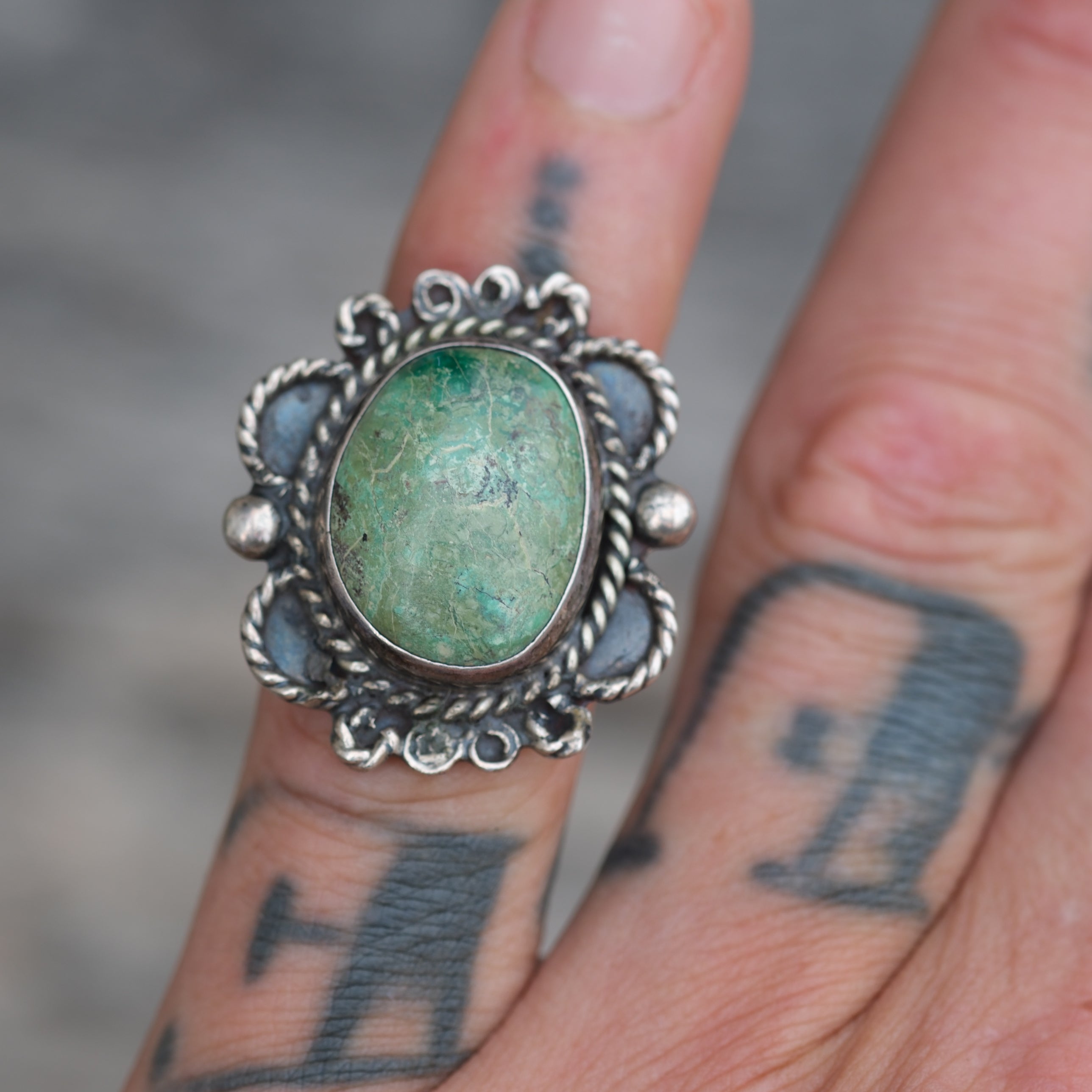 Vintage Sterling Turquoise Roper Ring 4.25