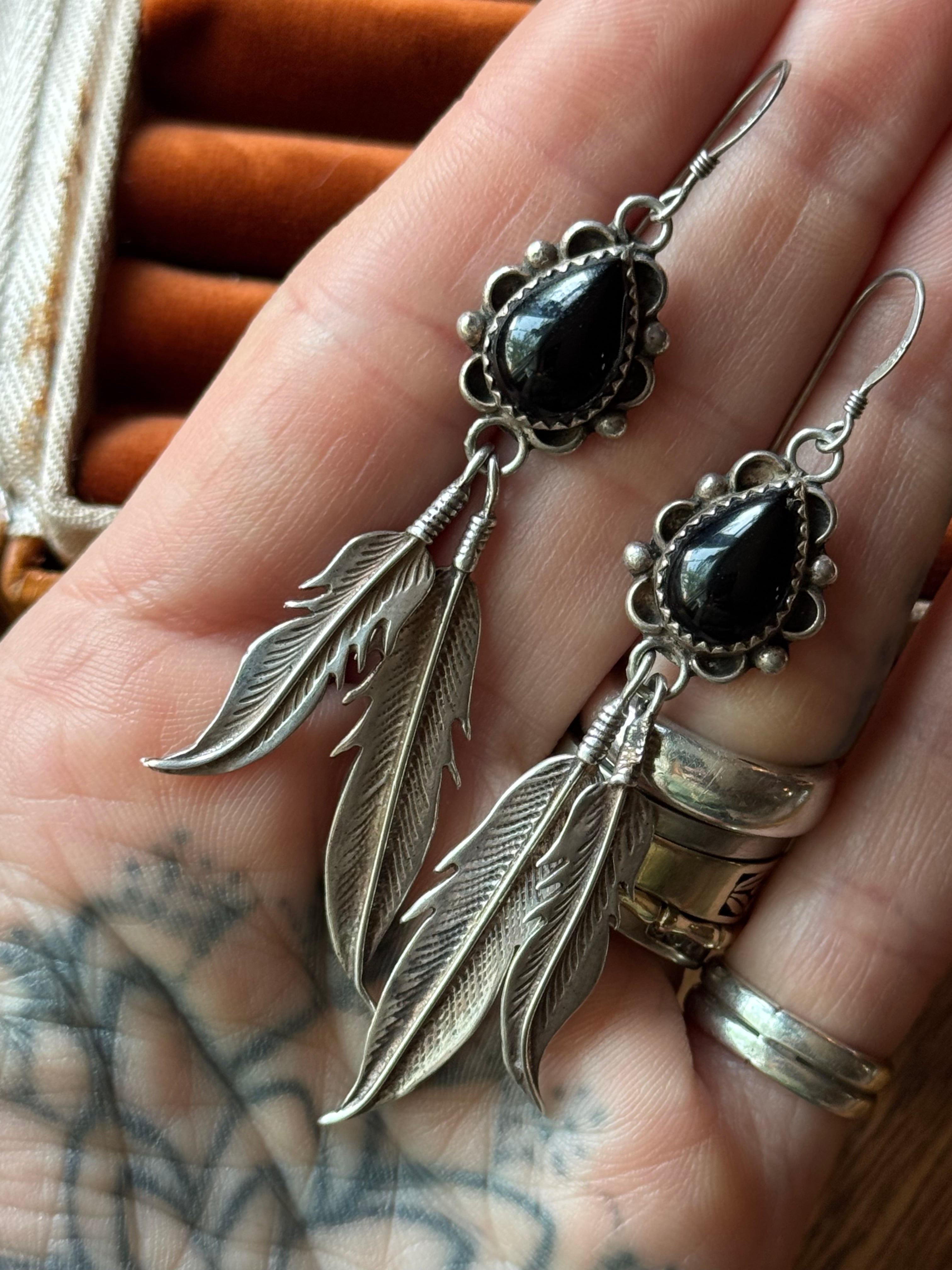 Vintage Sterling Silver Teardrop Onyx Feather Earrings