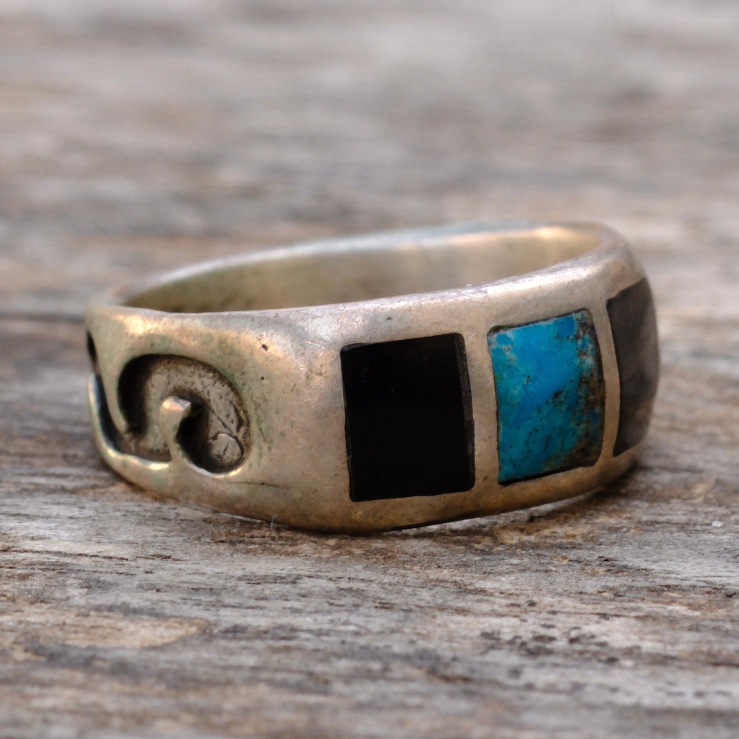 Vintage Sterling Turquoise and Onyx Inlay Band Ring 9.75