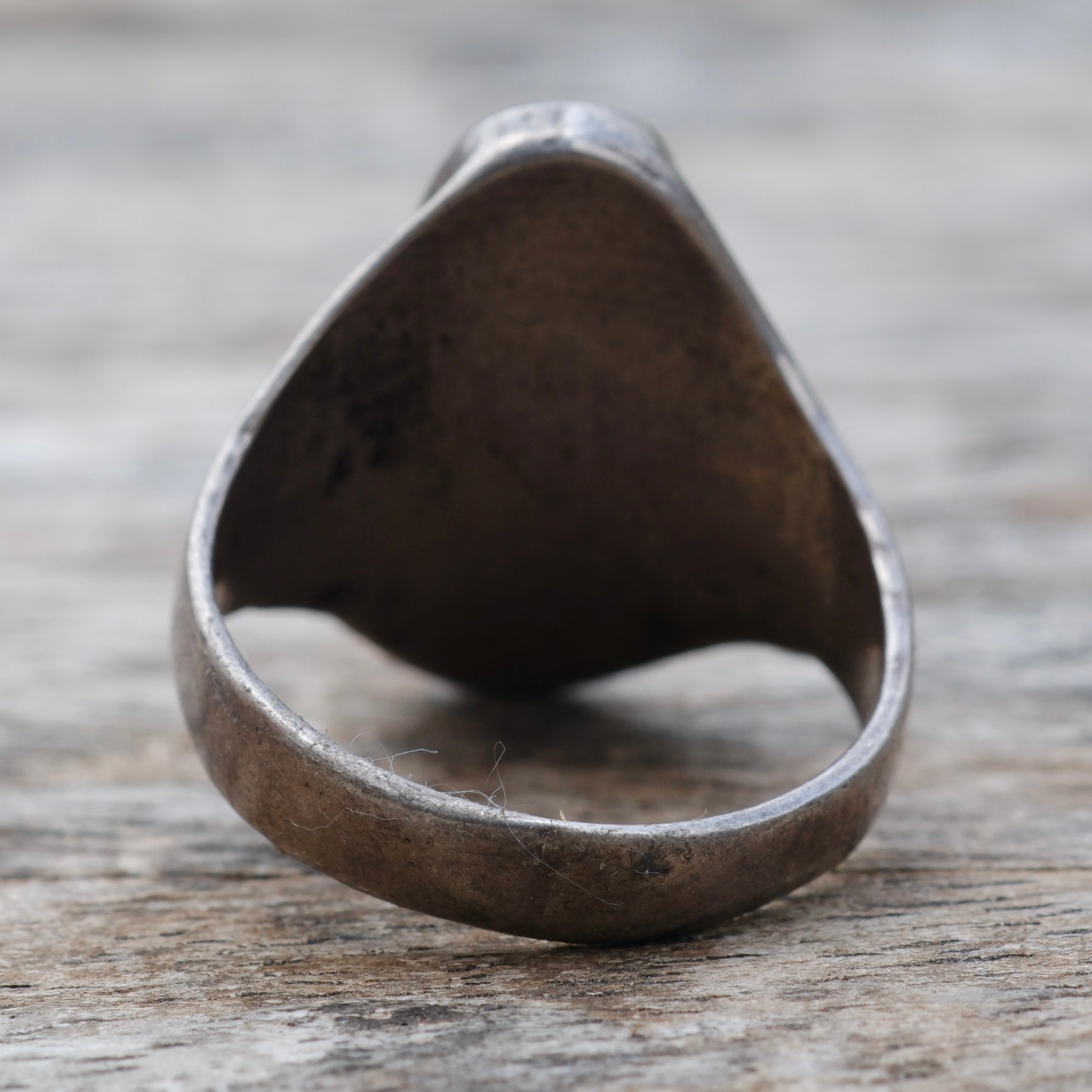 Vintage Sterling Crushed Turquoise and Coral Stamped Band Ring 11.5
