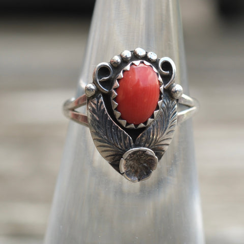 Vintage Sterling Coral Feather Ring 4
