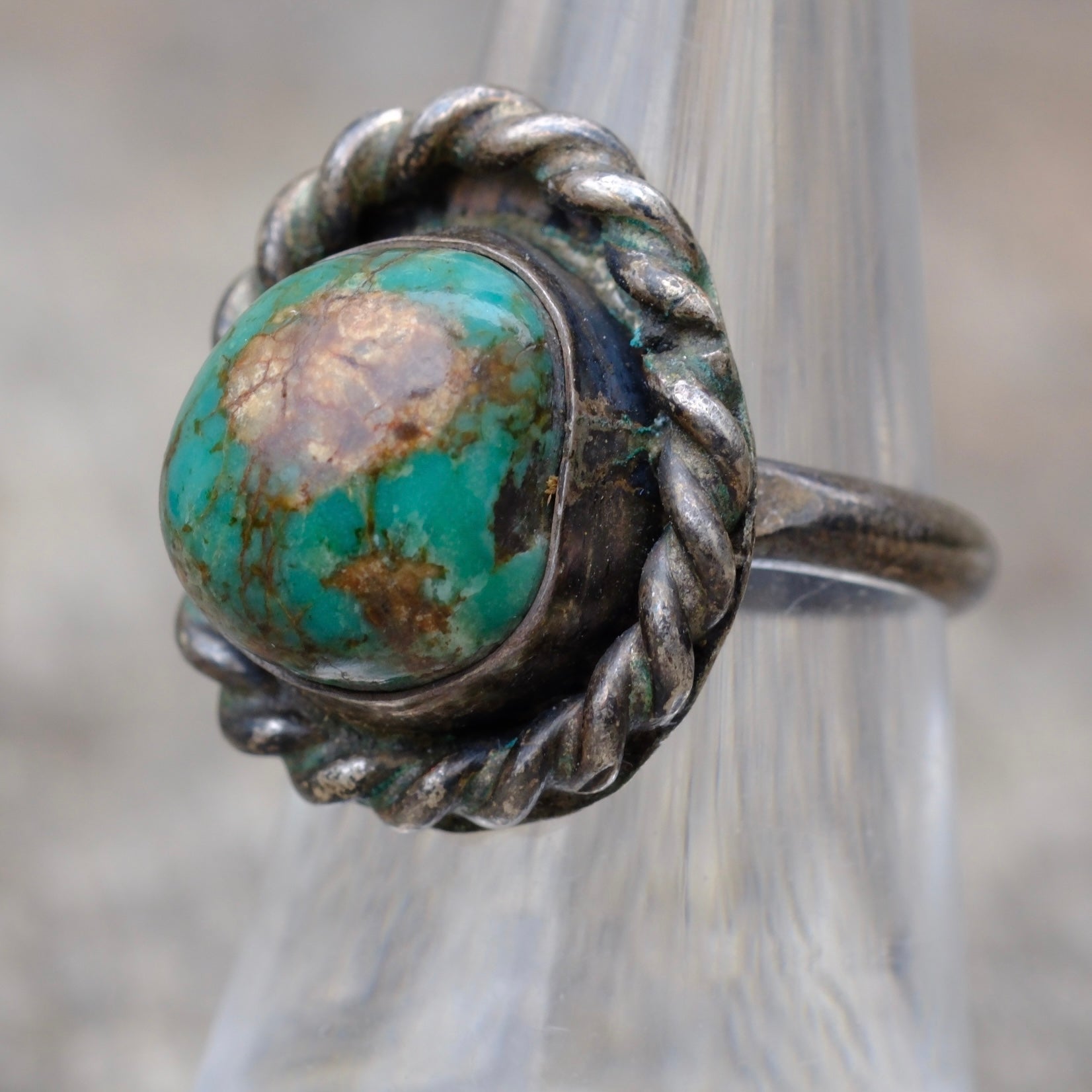 Vintage Sterling Turquoise Roper Ring 6.75