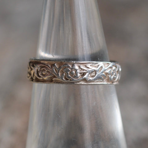 Vintage Sterling Silver Band 5.75