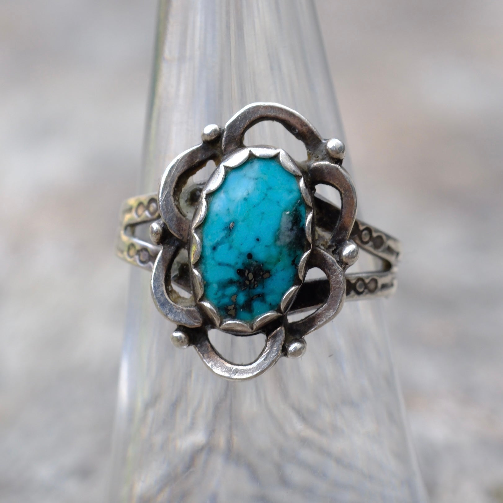 Vintage Sterling Silver Stamped Band Turquoise Flower Ring 6.75