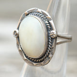 Vintage Sterling Mother Of Pearl Roper Ring 5