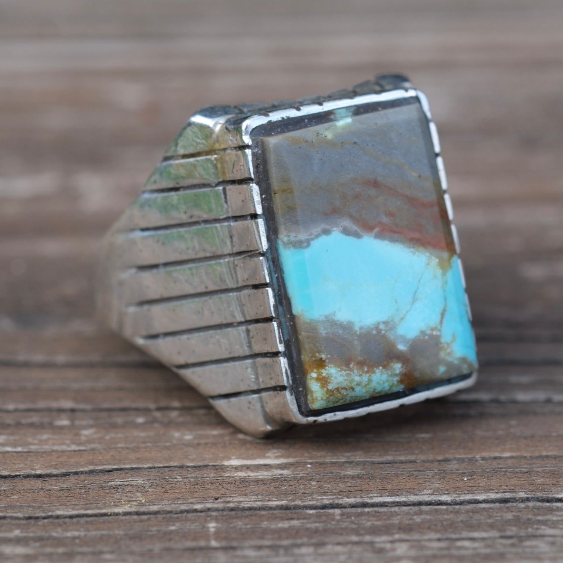 Vintage Sterling Turquoise Ribbed Band Ring 12.75