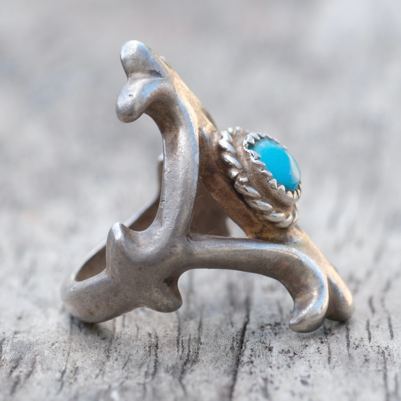 Vintage Sterling Turquoise Sandcast Ring 3.75