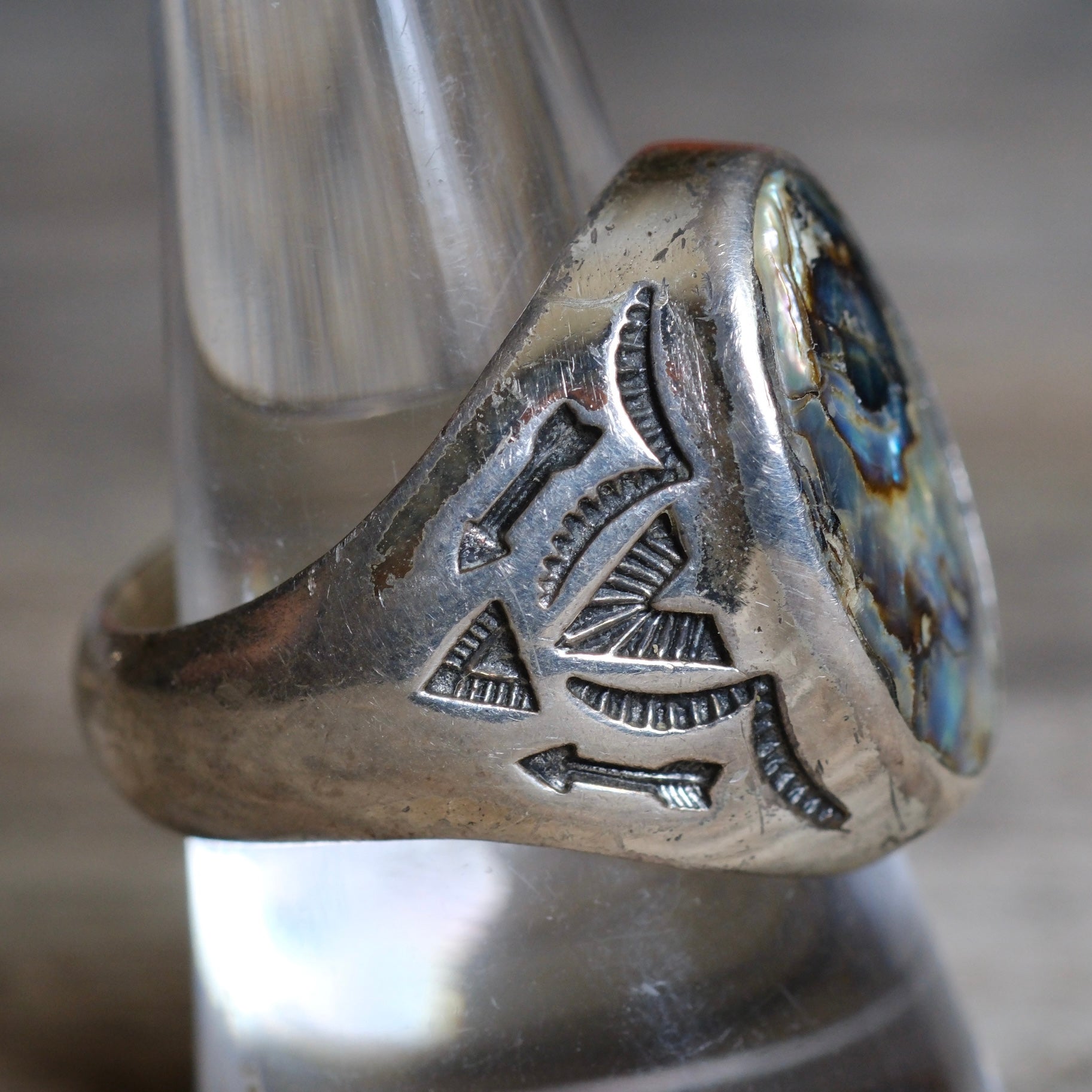 Vintage Sterling Abalone Stamped V Trading Post Ring 10