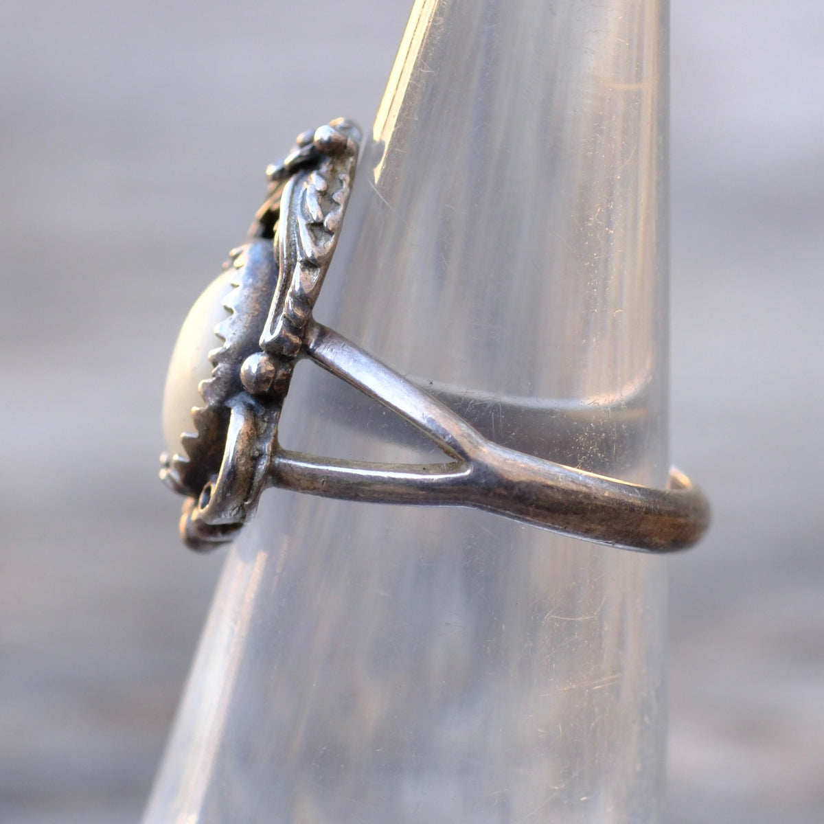 Vintage Sterling Mother Of Pearl Feather Ring 5