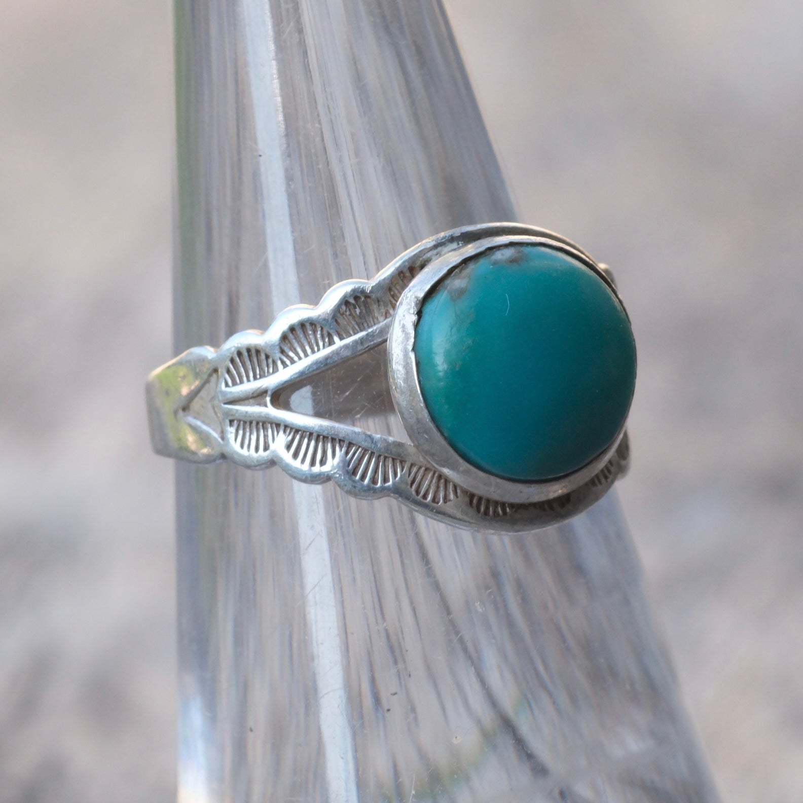 Vintage Sterling Turquoise Stamped Band Ring 4.5