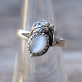 Vintage Sterling Mother Of Pearl Feather Ring 6.75