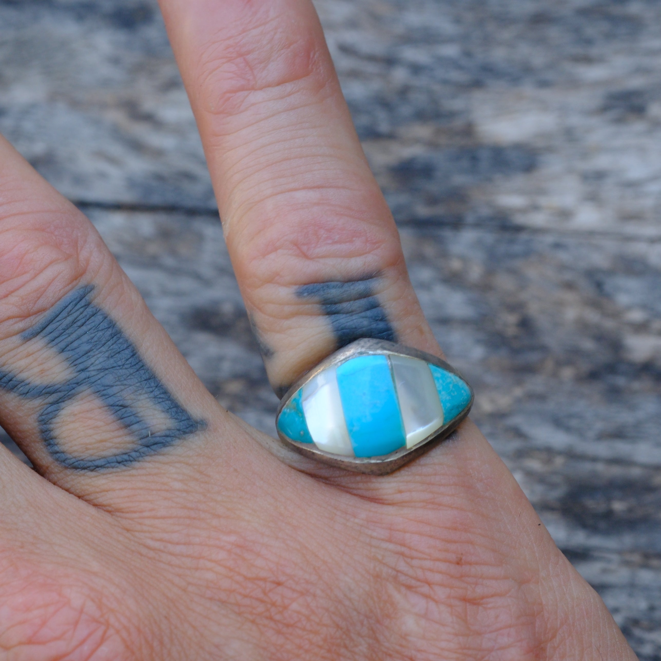 Vintage Sterling Turquoise and Mother Of Pearl Inlay Ring 7.25