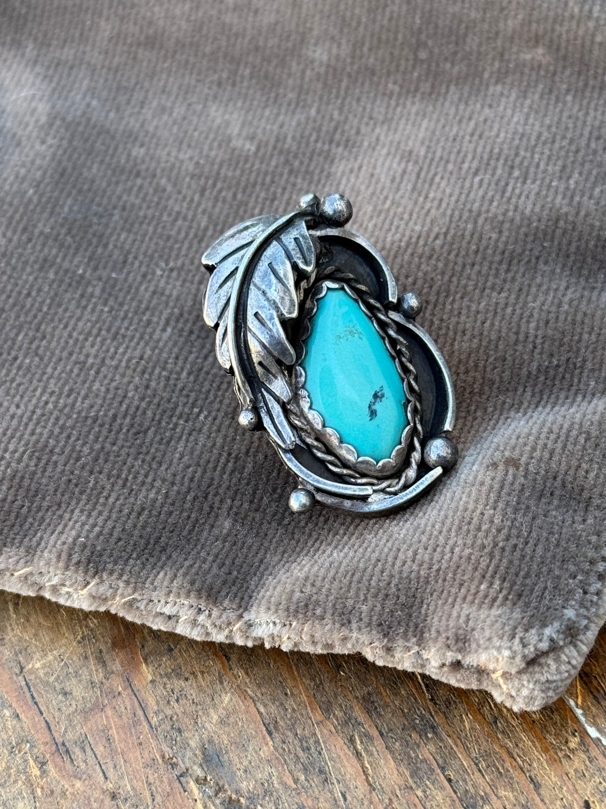 Vintage Sterling Silver Turquoise Leaf Tack Pin
