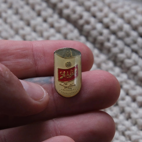 Vintage Enamel Schlitz Beer Pin